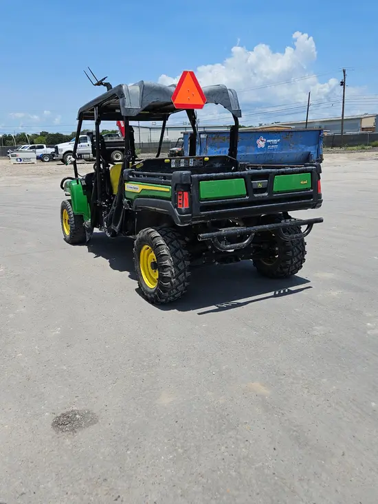 2022 John Deere XUV855M S4 Utility Vehicle