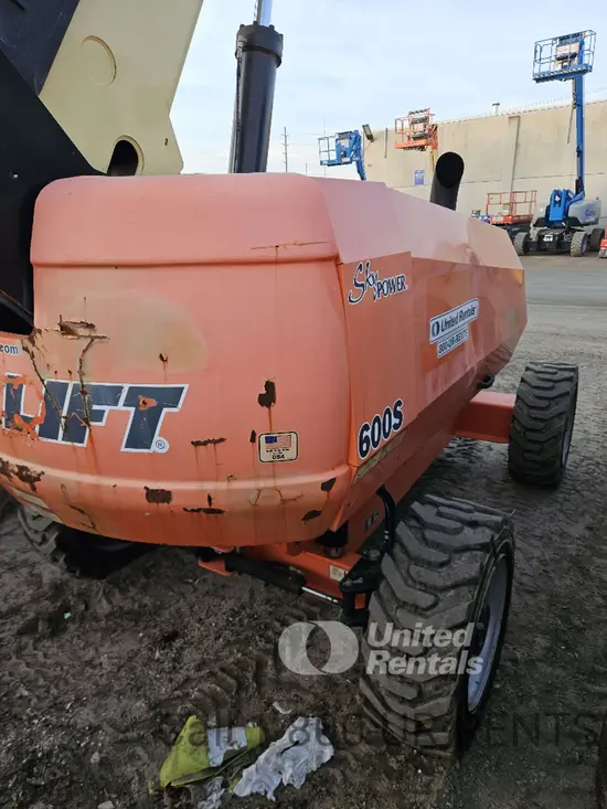 2016 JLG 600S Boom Lift