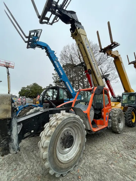 2020 JLG 1055 Forklift
