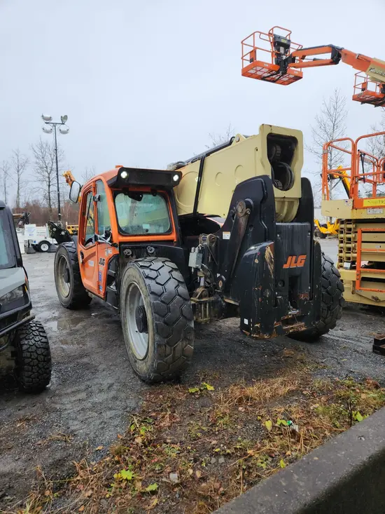 2018 JLG 1055 Forklift