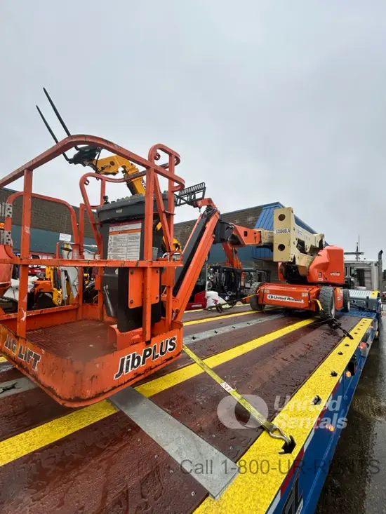 2017 JLG E400AJPN Articulating Boom Lift