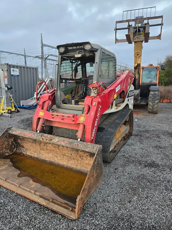 2020 Takeuchi TL12V2-CR Track Loader