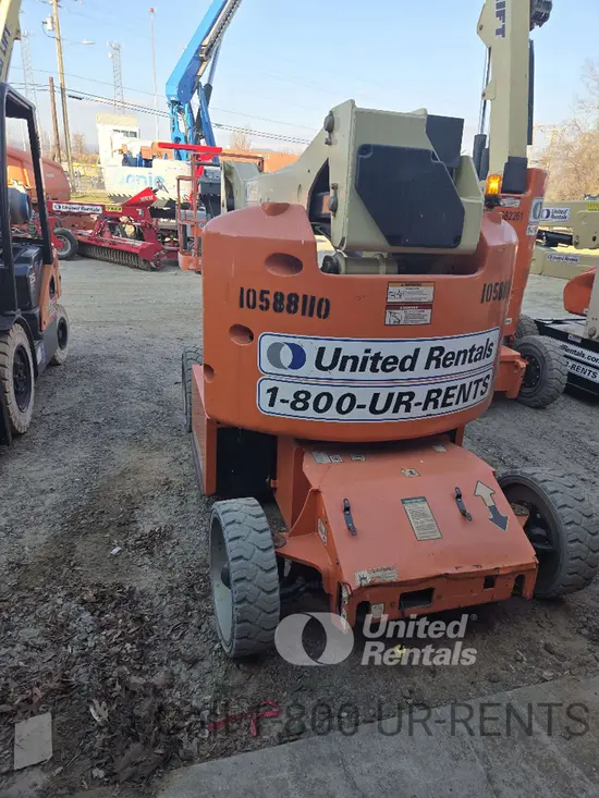 2017 JLG E400AJPN Articulating Boom Lift
