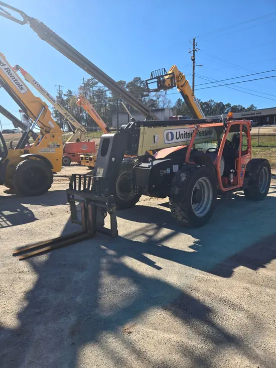 2018 JLG 943 Forklift