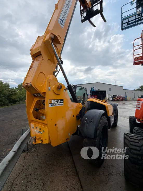 2021 JCB 509-42 Forklift