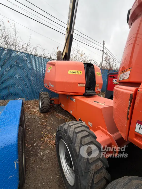 2017 JLG 400S Boom Lift