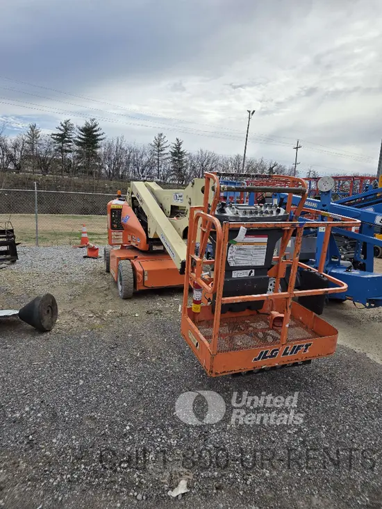 2017 JLG E400AN Articulating Boom Lift