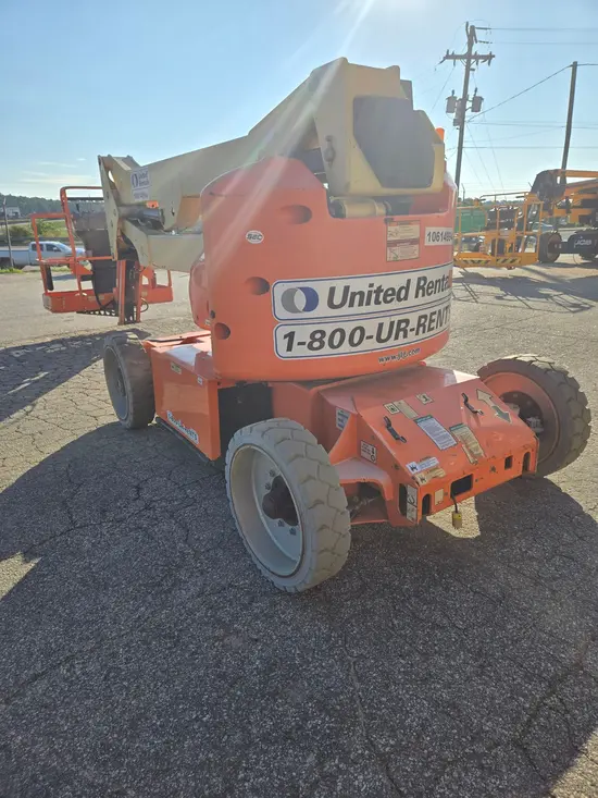 2017 JLG E450AJ Articulating Boom Lift