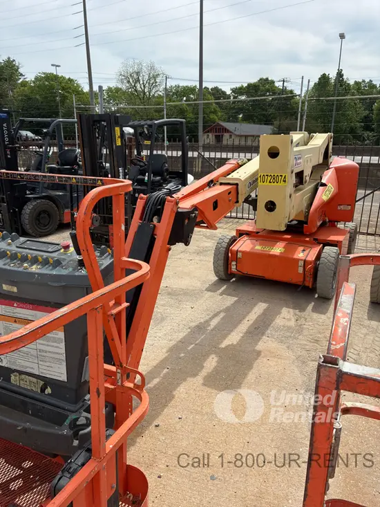 2018 JLG E400AJPN Articulating Boom Lift
