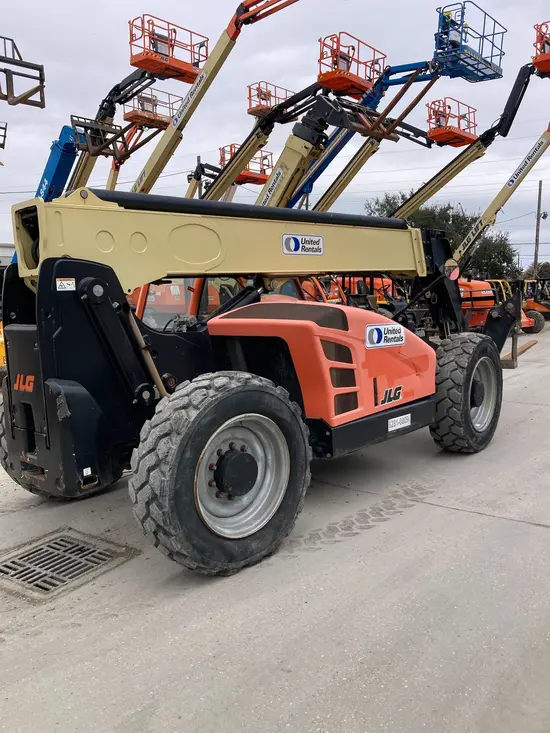 2018 JLG 1043 Forklift