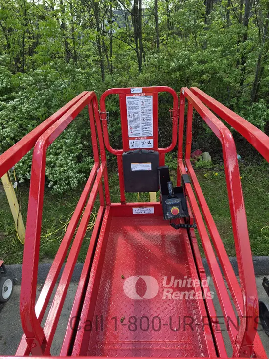 2020 MEC MICRO 26 Scissor Lift