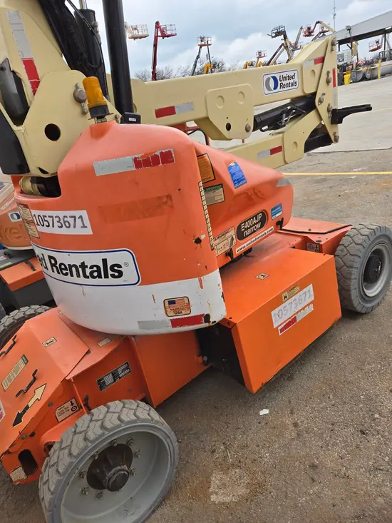 2017 JLG E400AJPN Articulating Boom Lift