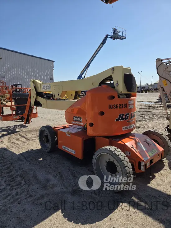2015 JLG E450AJ Articulating Boom Lift