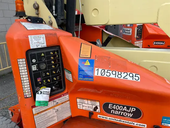 2017 JLG E400AJPN Articulating Boom Lift