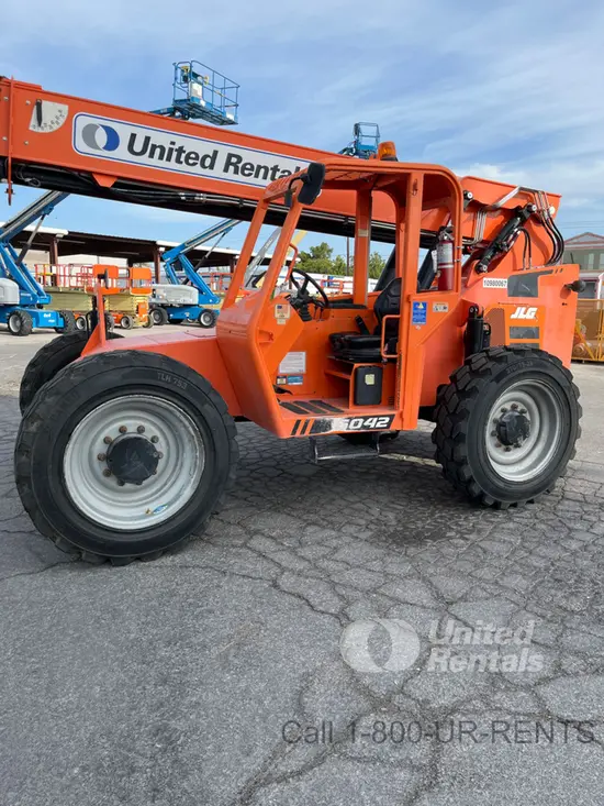 2019 SKYTRAK 6042 Forklift