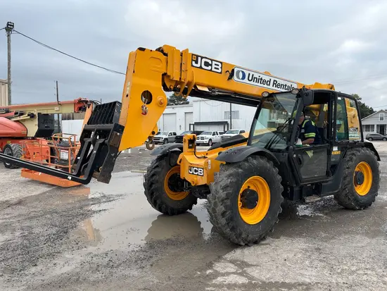 2018 JCB 507-42 Forklift
