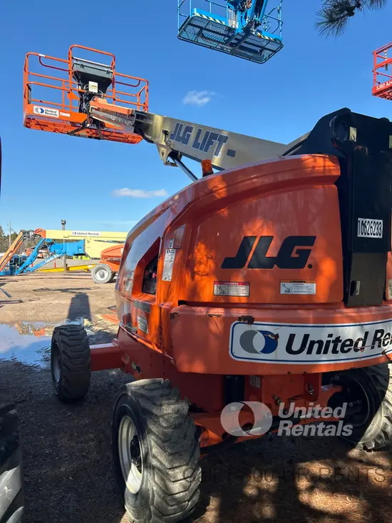 2017 JLG 400S Boom Lift