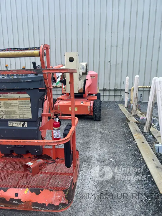 2016 JLG E450AJ Articulating Boom Lift