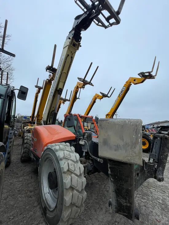 2020 JLG 1055 Forklift