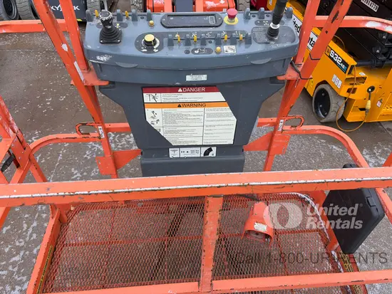 2017 JLG E450AJ Articulating Boom Lift