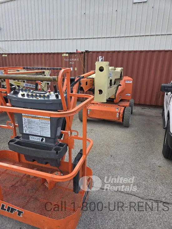 2017 JLG E450AJ Articulating Boom Lift