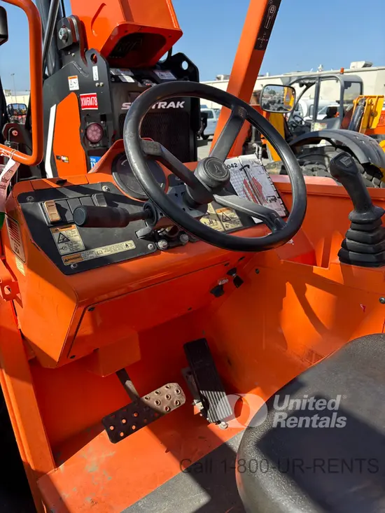 2019 SKYTRAK 8042 Forklift