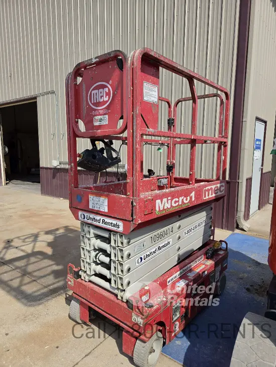 2019 MEC MICRO 19 Scissor Lift
