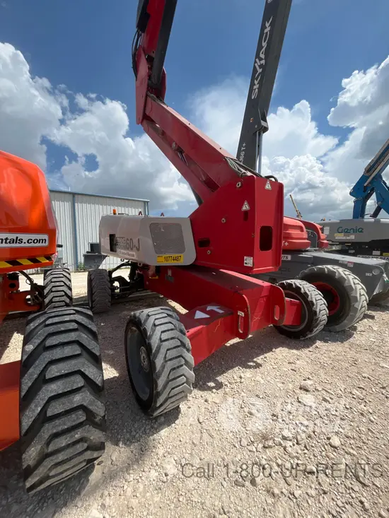 2018 MEC 60J-D Boom Lift