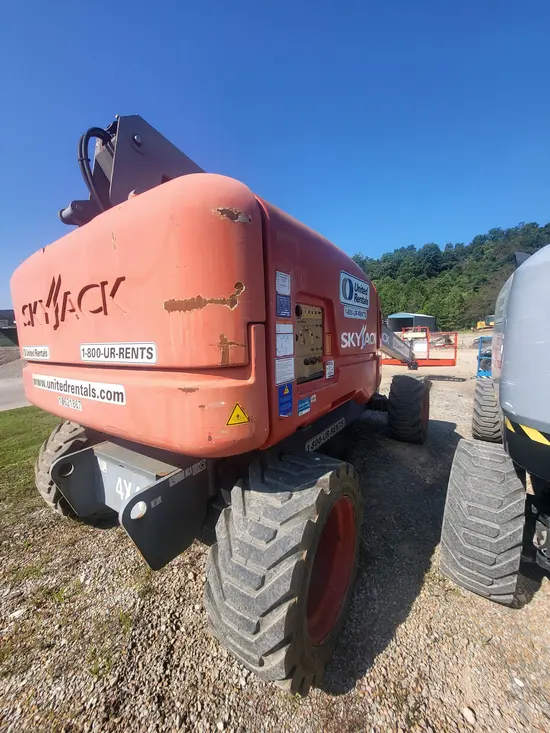 2017 Skyjack SJ82T Boom Lift