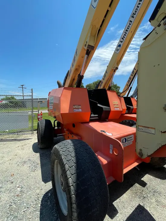 2017 JLG 600S Boom Lift