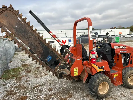 2018 Ditch Witch RT45 Trencher