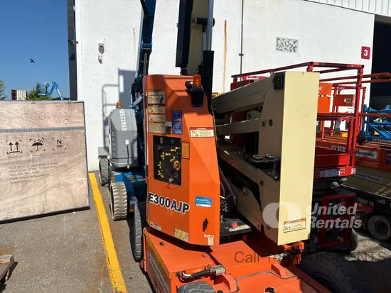 2017 JLG E300AJP Articulating Boom Lift