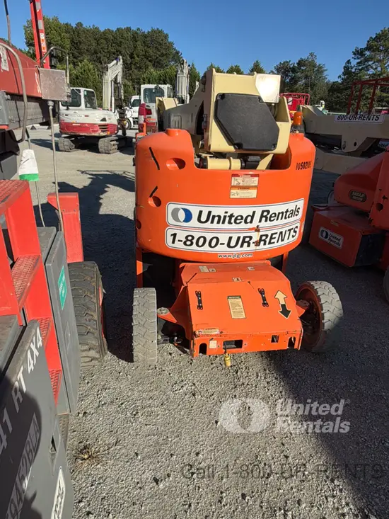 2016 JLG E400AJPN Articulating Boom Lift