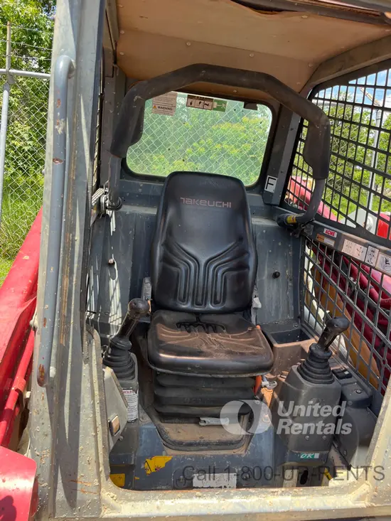 2020 Takeuchi TL8R2R Track Loader