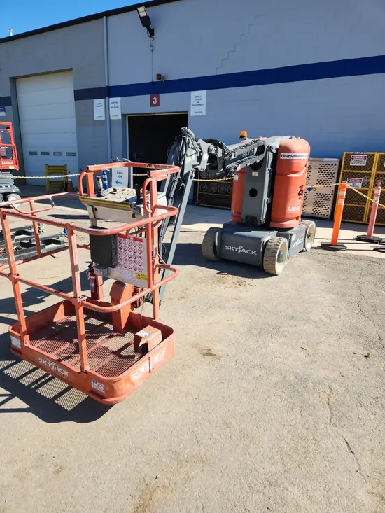 2017 Skyjack SJ30ARJE Articulating Boom Lift