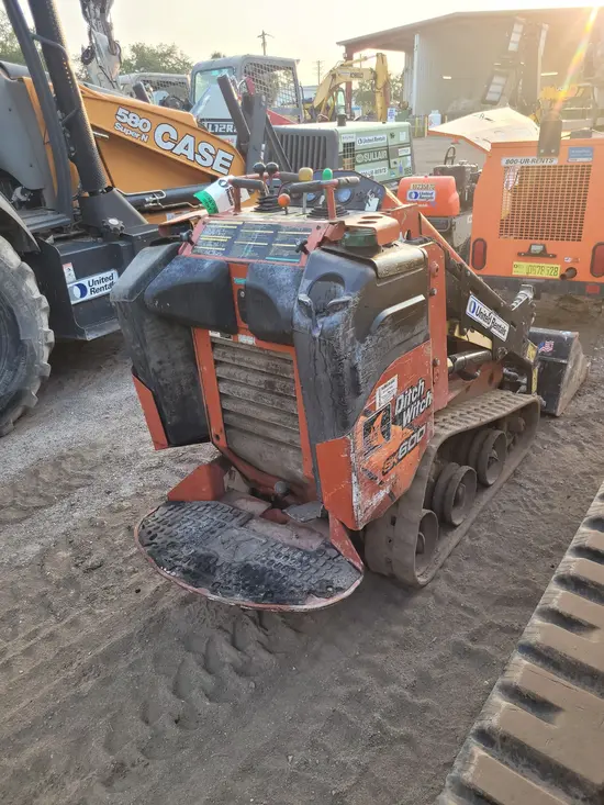 2019 Ditch Witch SK600 Track Loader
