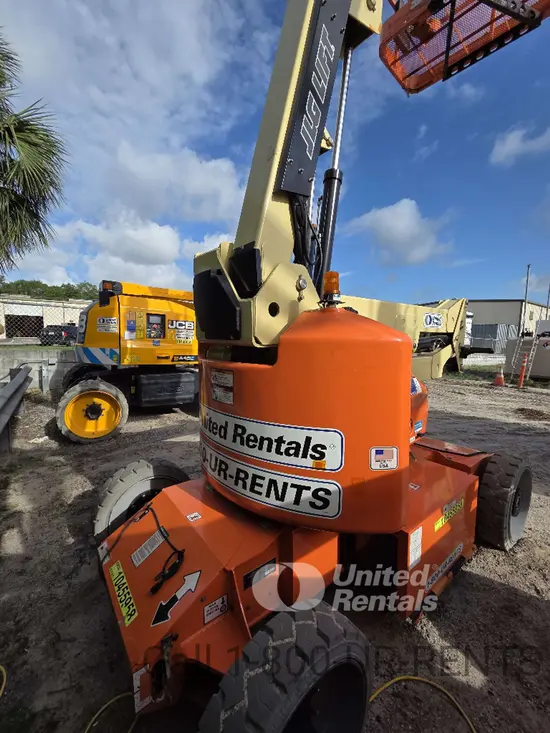 2016 JLG E450AJ Articulating Boom Lift