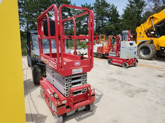 2019 MEC MICRO 19 Scissor Lift