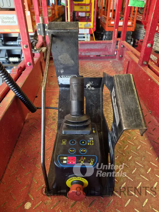 2018 MEC MICRO 19 Scissor Lift