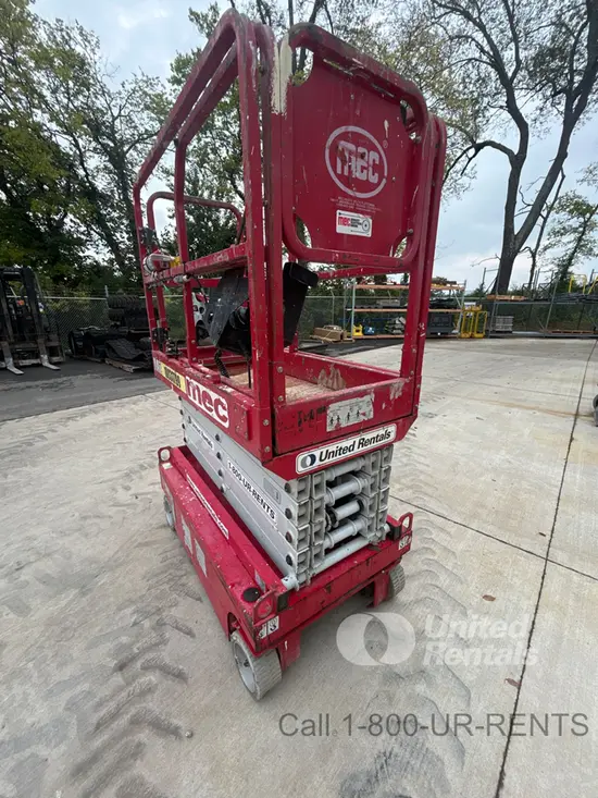 2018 MEC MICRO 19 Scissor Lift