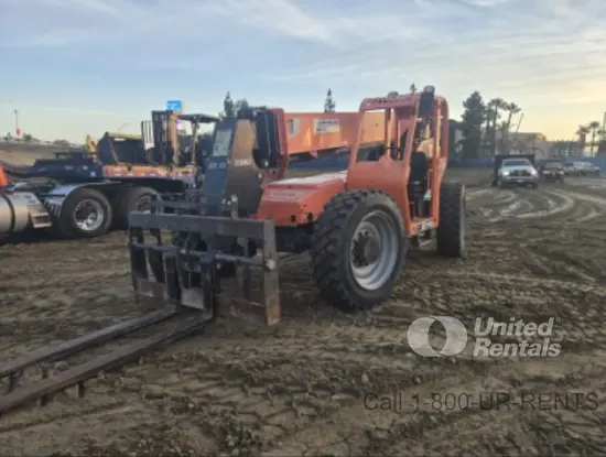 2019 SKYTRAK 8042 Forklift