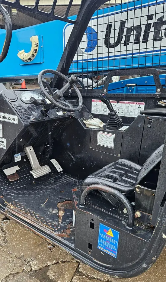 2017 Genie GTH-844 Forklift