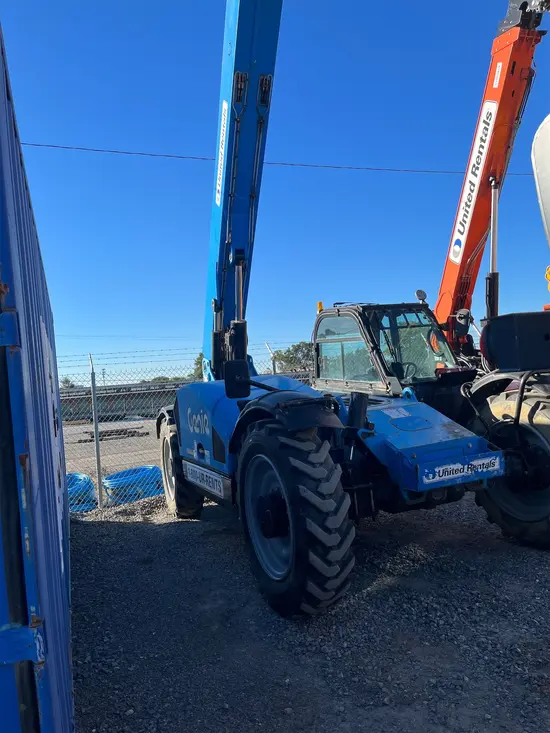 2016 Genie GTH-844 Forklift