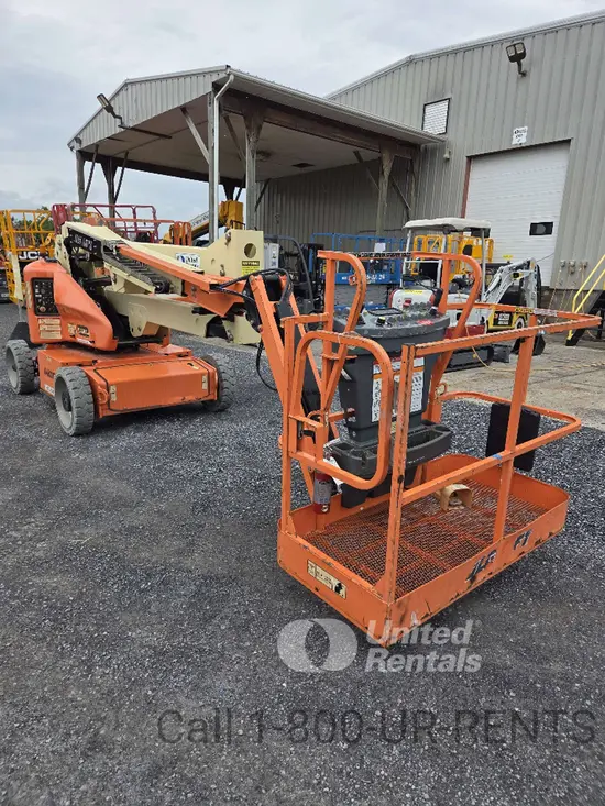 2016 JLG E450AJ Articulating Boom Lift