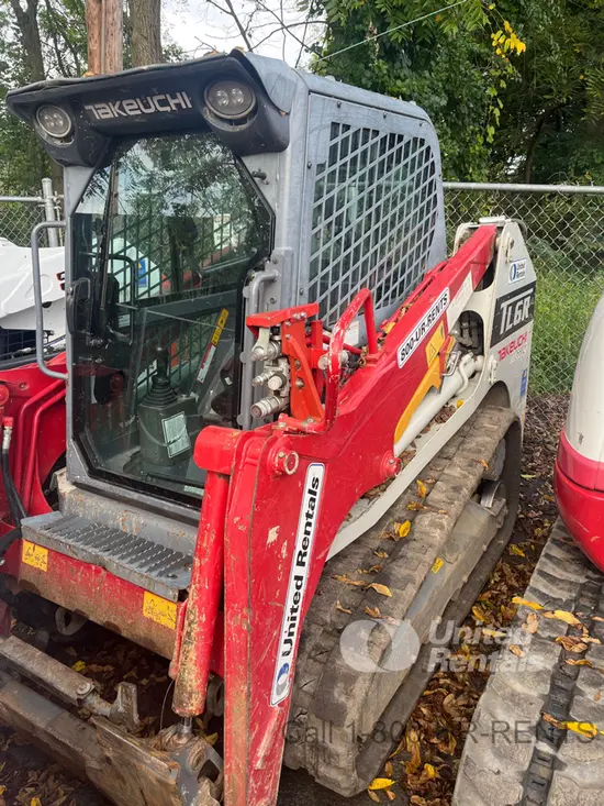 2021 Takeuchi TL6CR Track Loader