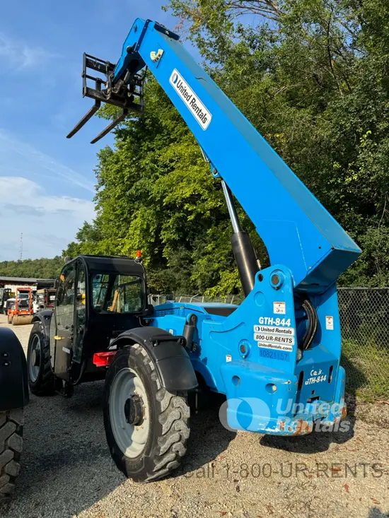 2018 Genie GTH-844 Forklift