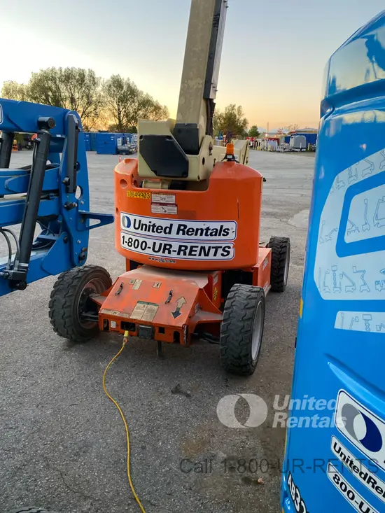 2017 JLG E450AJ Articulating Boom Lift