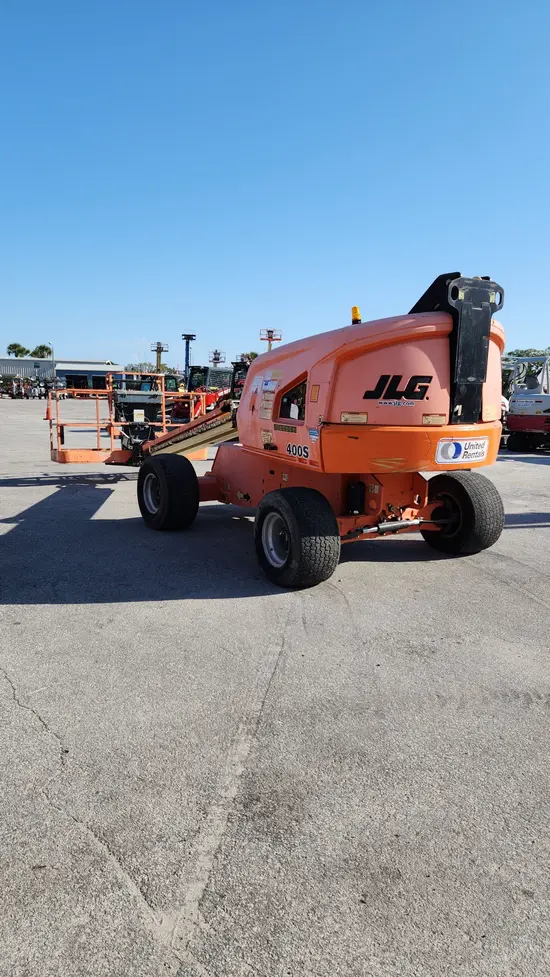 2017 JLG 400S Boom Lift