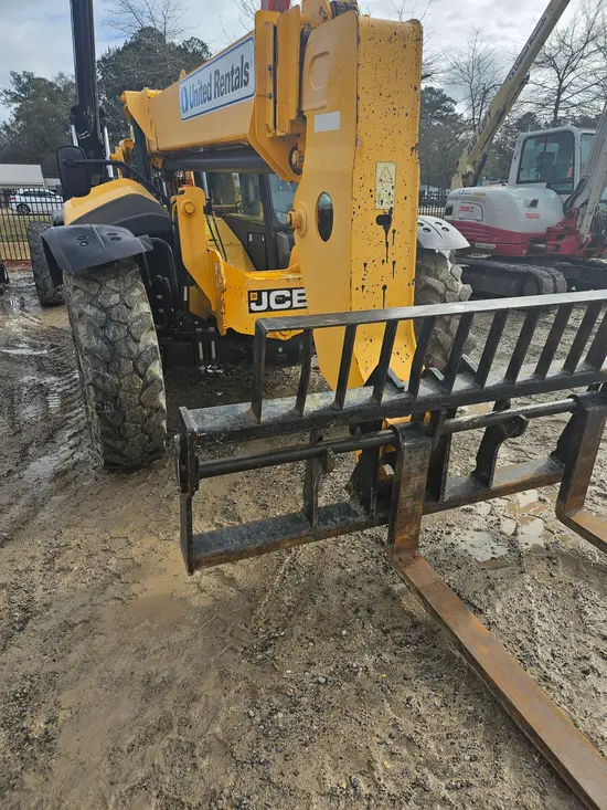 2018 JCB 507-42 Forklift