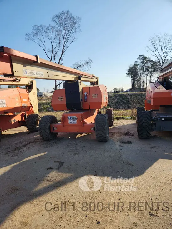 2017 JLG 800AJ Articulating Boom Lift